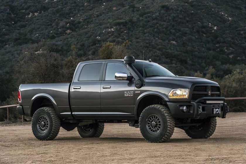 Додж рам 2500 AEV Prospector