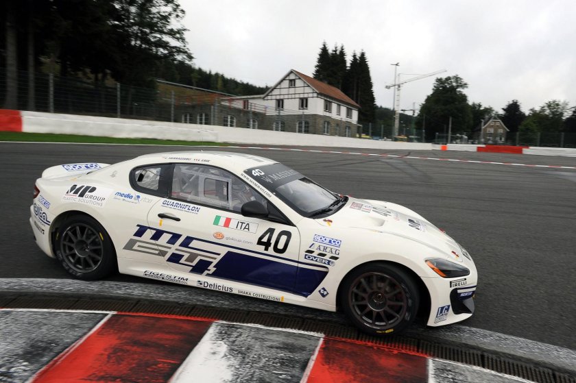 Мазерати гоночная