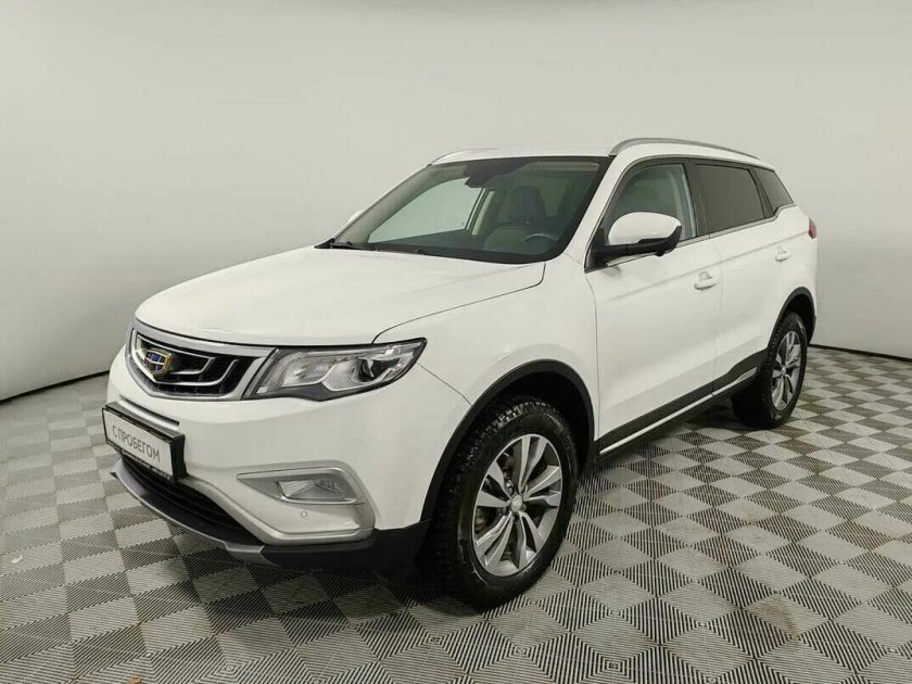 Автомобиль geely atlas
