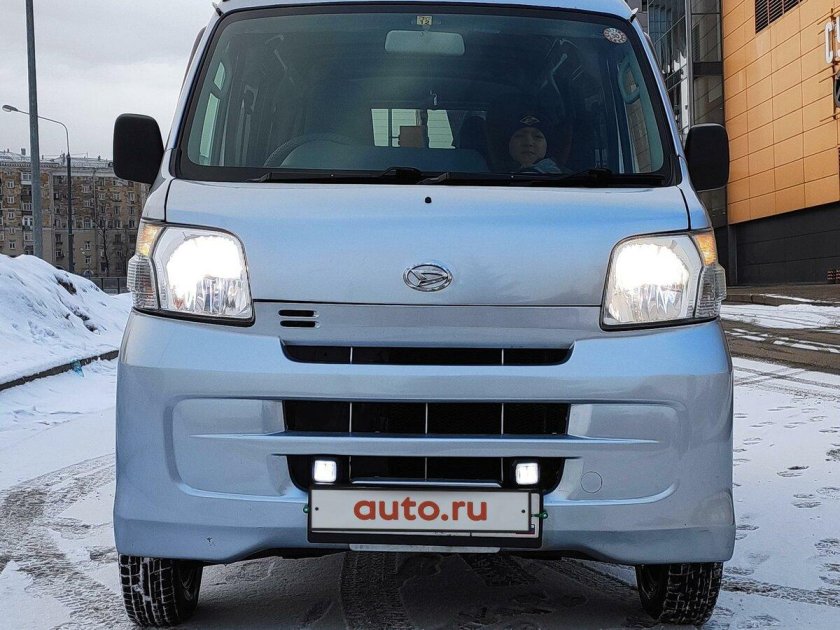Дайхатсу минивэн