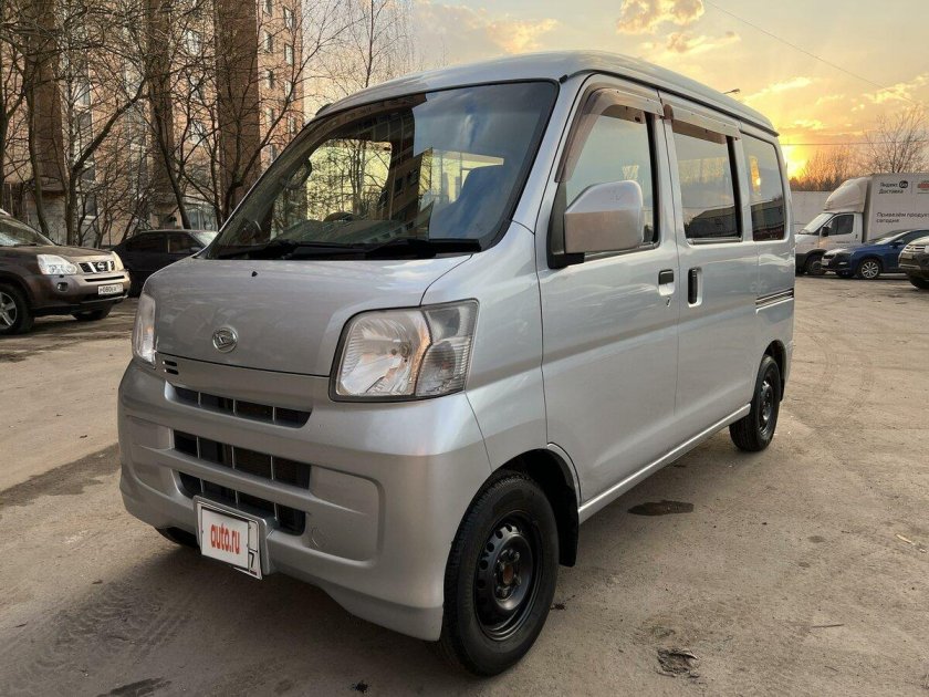 Daihatsu hijet микровэны