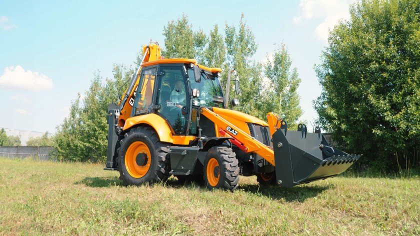 Погрузчик ЕЛАЗ 880