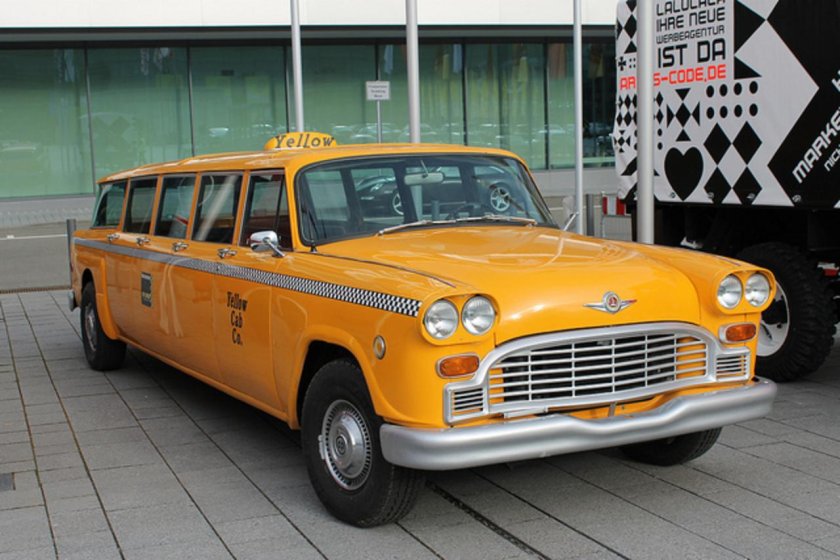 Checker Marathon 1/43