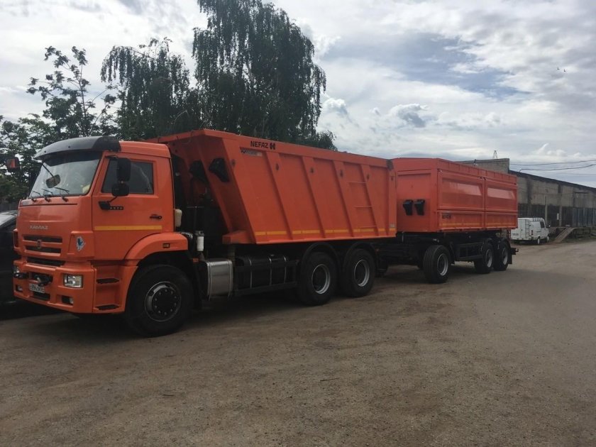 КАМАЗ 6520 самосвал с прицепом самосвал