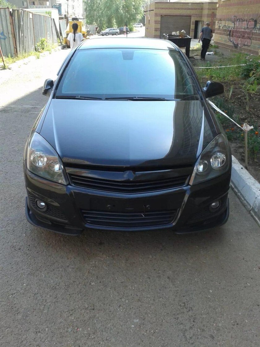 Opel Astra h черные фары