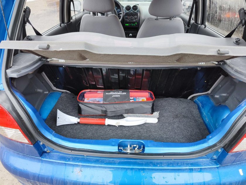 Chevrolet Spark багажник