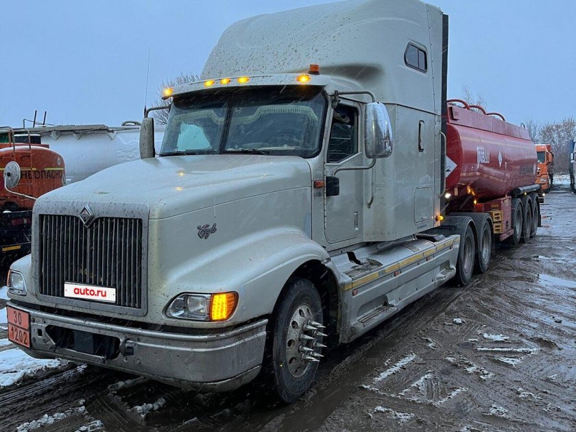 Седельный тягач international 9400i