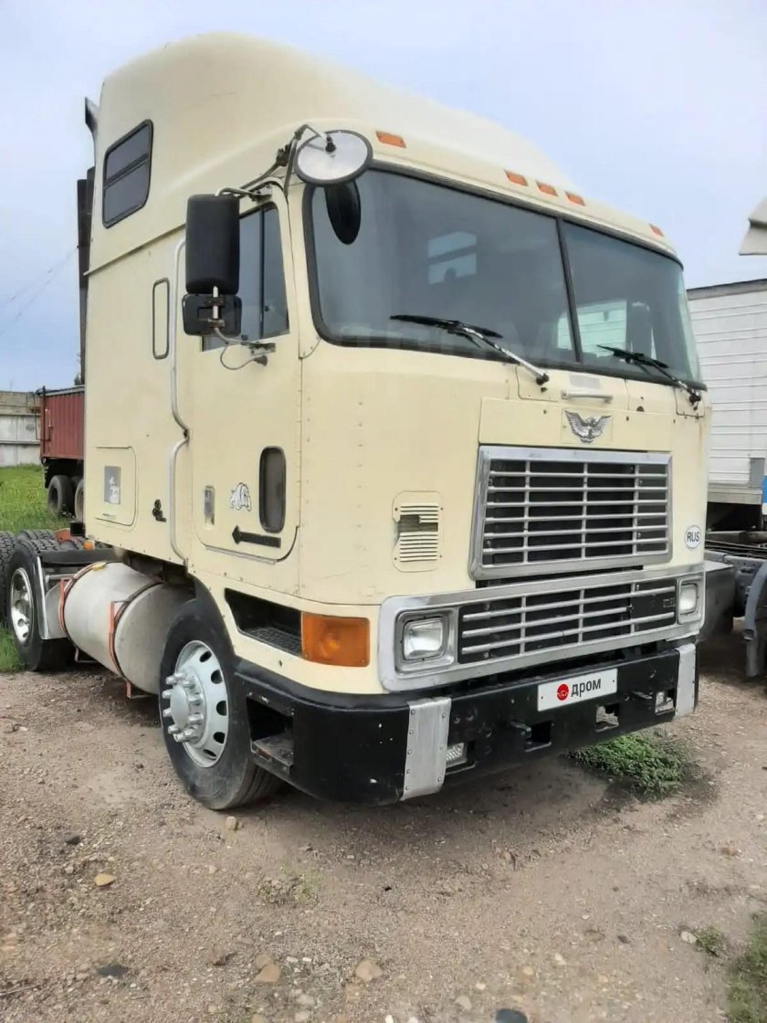 Тягач интернешнл 9800