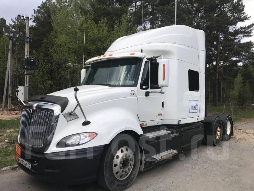 Тягач International Prostar