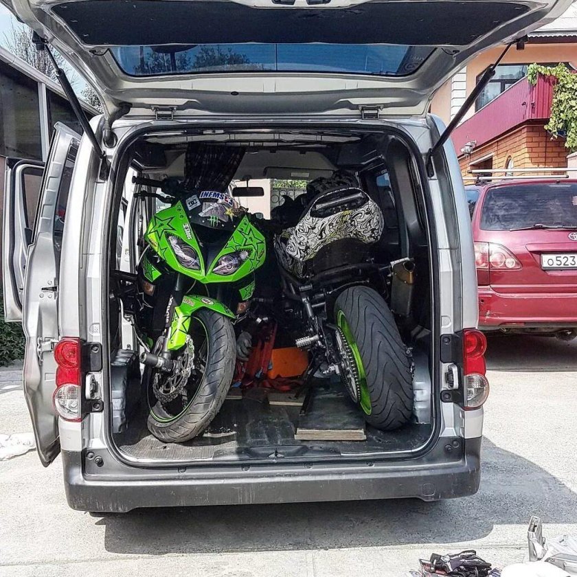 Nissan nv200 Moto