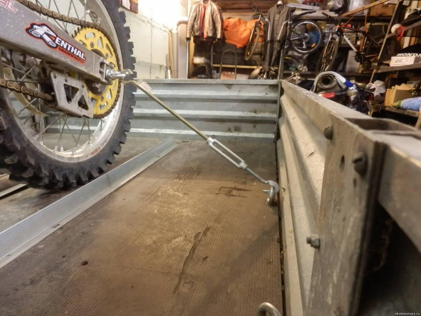 Крепление для перевозки мотоцикла