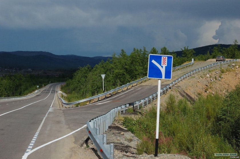 Полоса аварийной остановки на крутом спуске