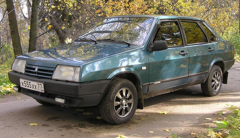 Lada 21099