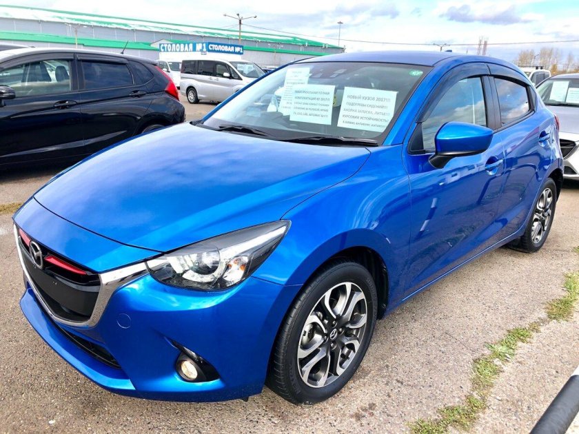 Mazda Demio 2017
