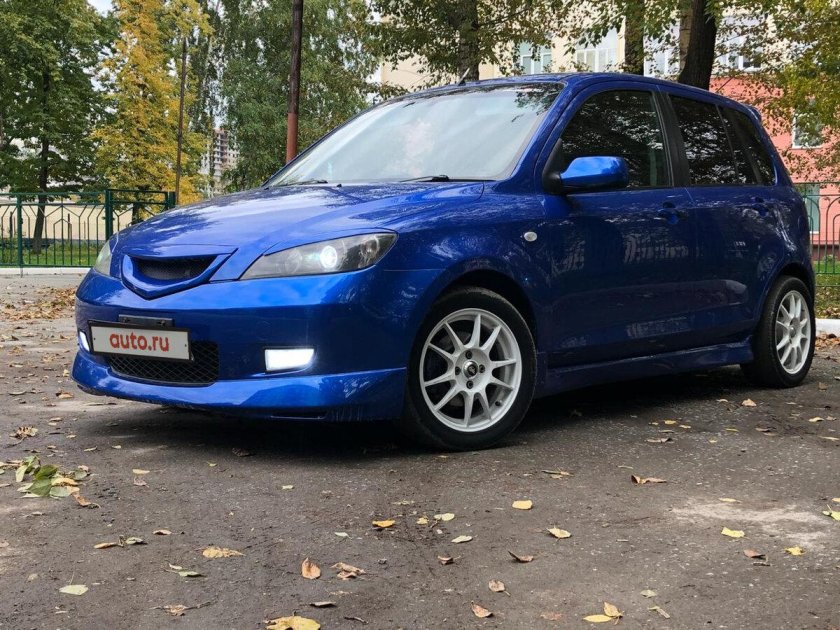 Мазда Демио 2003 синяя