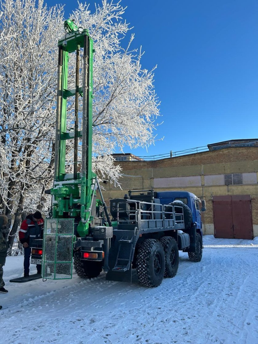 Буровая установка пбу 2