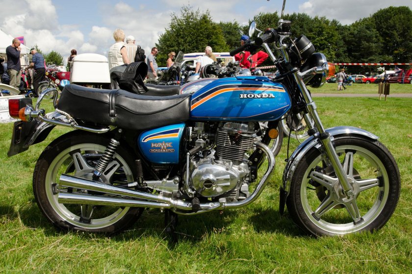 Honda Hawk CB 400