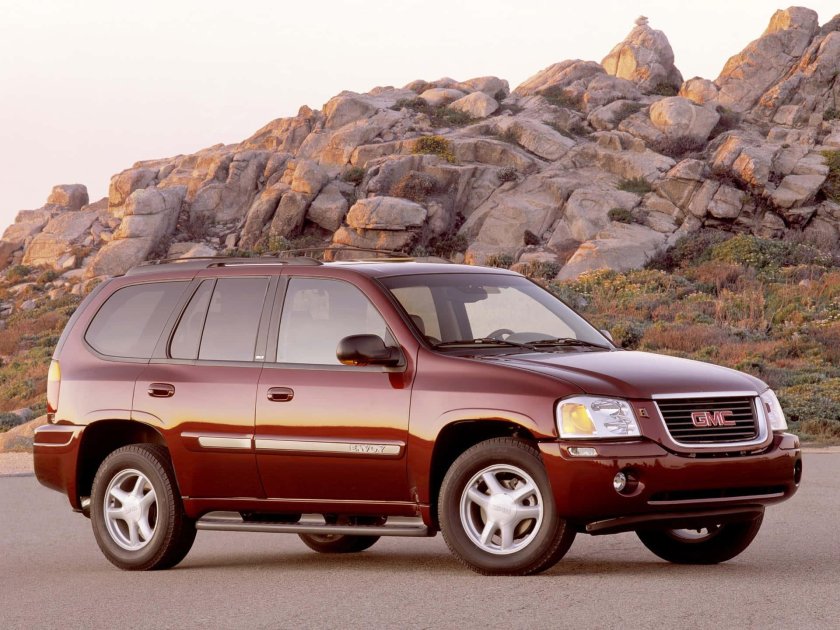 Машина GMC Envoy