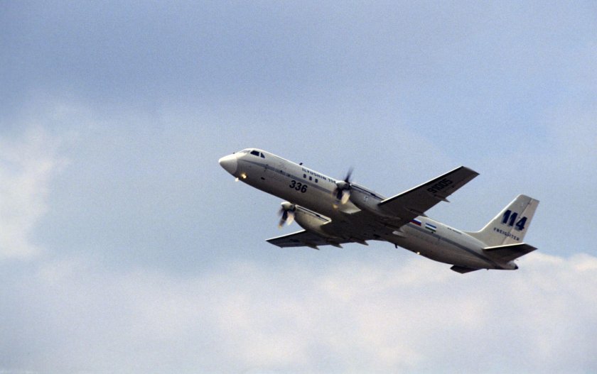 Ил 114-300 Узбекистан