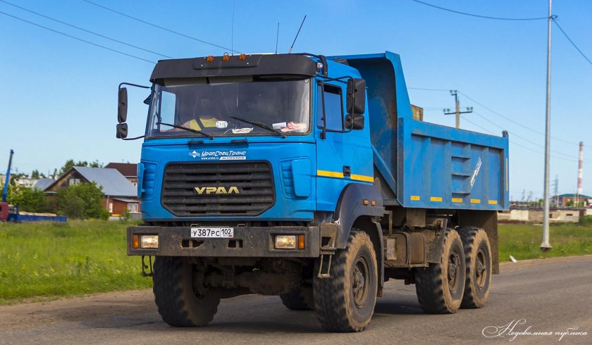 Урал 6320