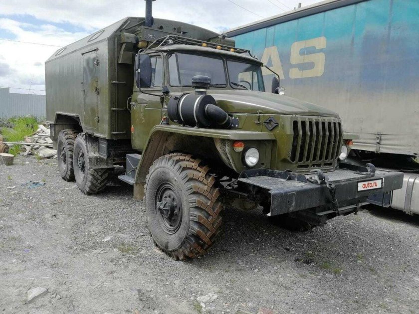 Урал-4320 грузовой автомобиль кунг