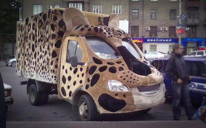 Леопардовая машина