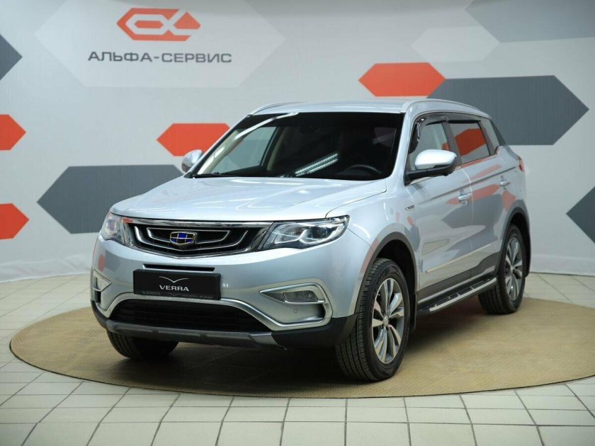 Автомобиль geely atlas
