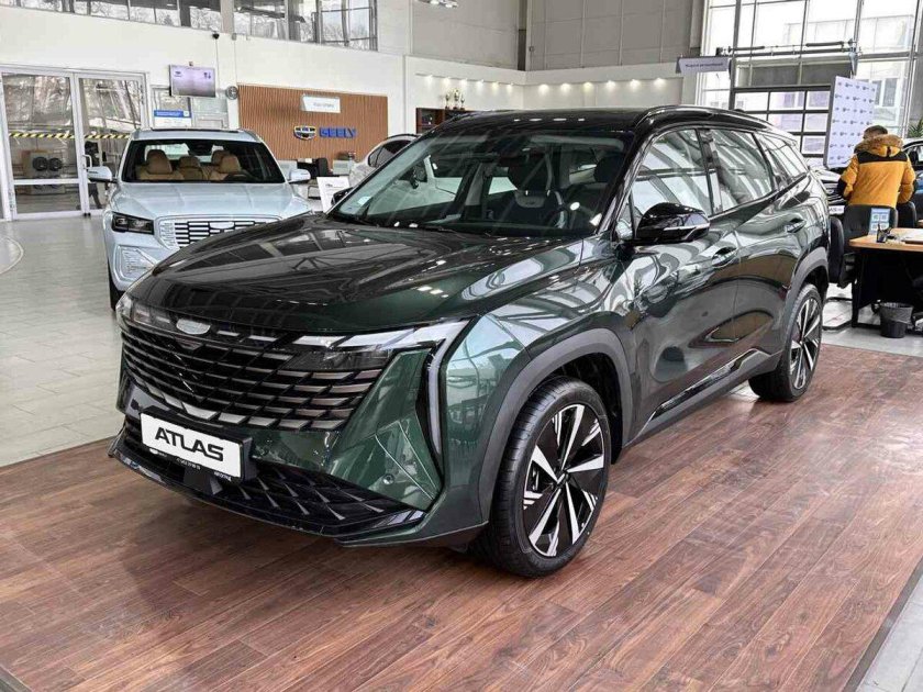 Джили атлас 2024 зеленый