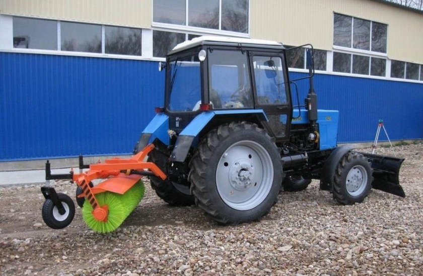 Плужно щеточное оборудование МТЗ 82