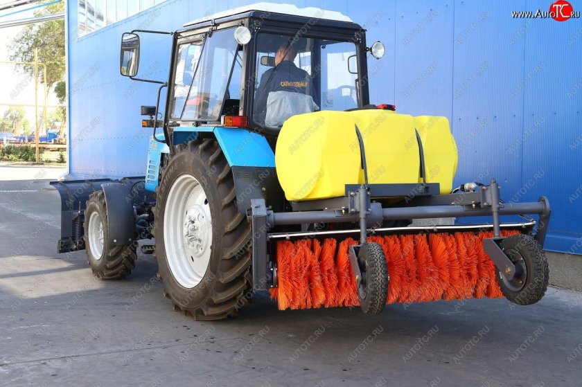 Щетка Коммунальная МТЗ-80, 82 С баком для воды (500л)