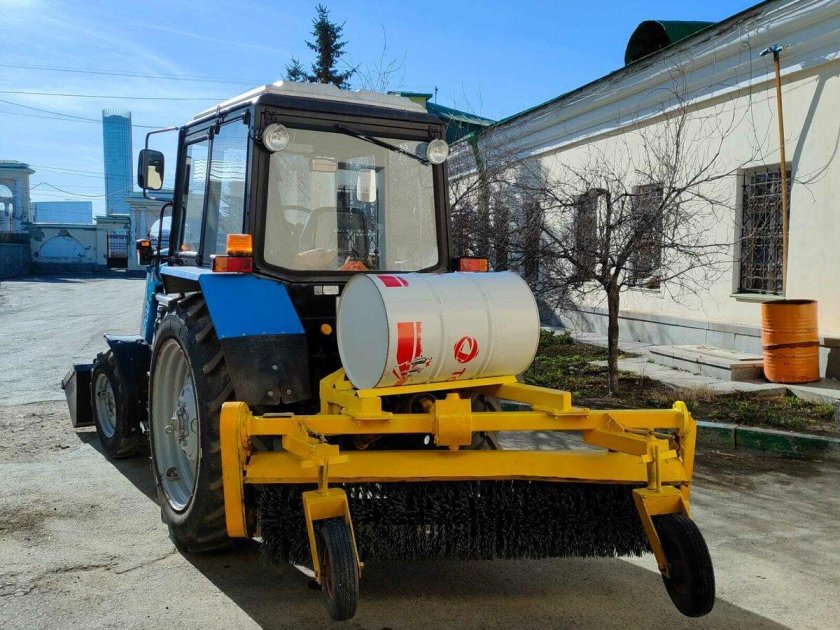 Щетка коммунальная мтз- мк2