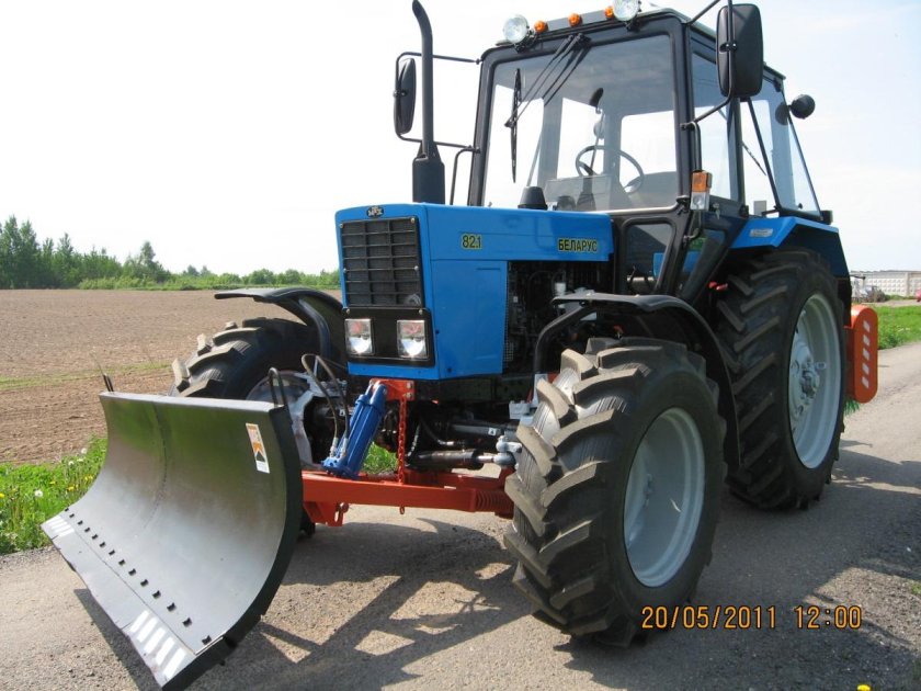 Отвал на МТЗ 82.1