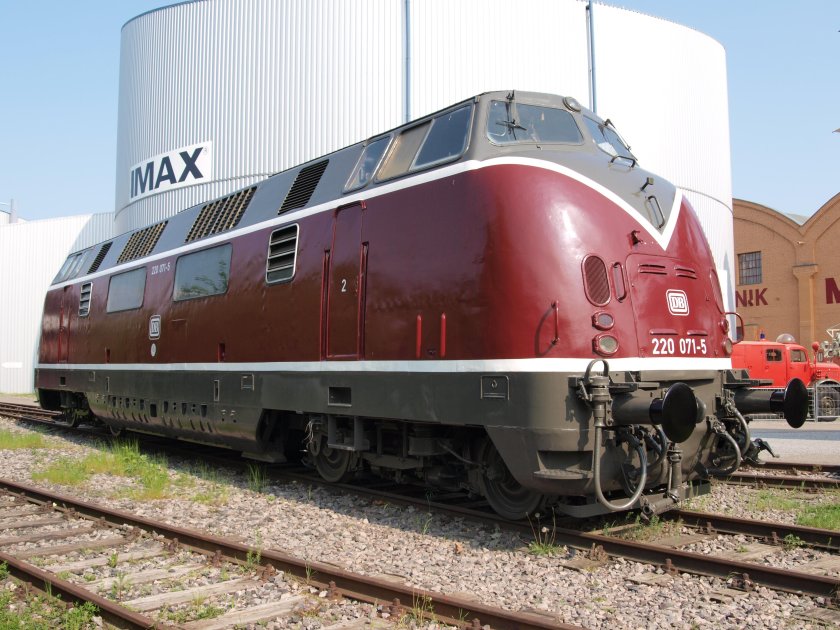 DB class v 200