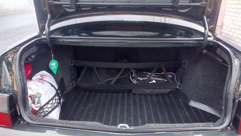 Лада ВАЗ 2110 багажник