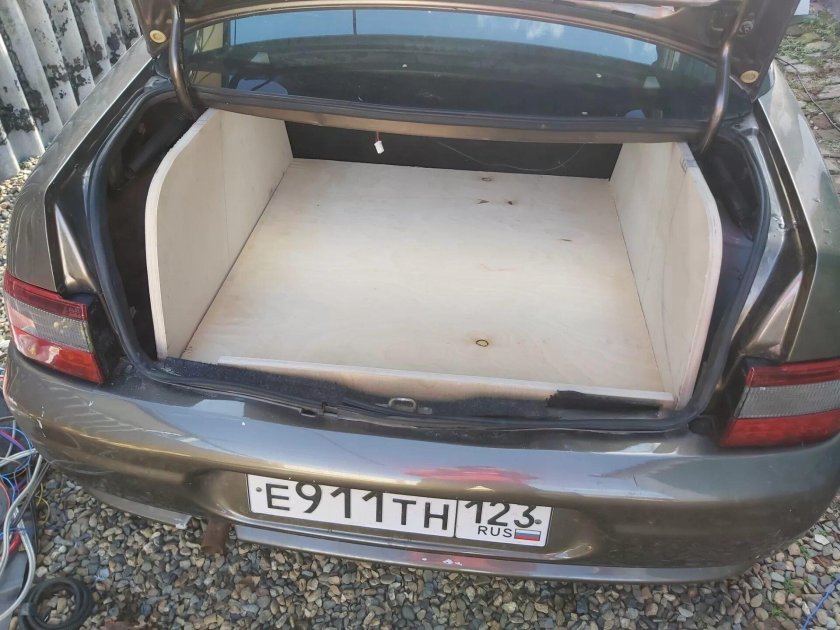 Багажник ВАЗ 2110 седан