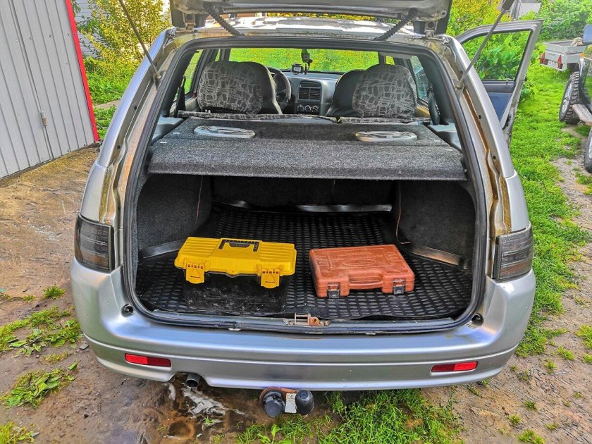 ВАЗ 2111 открытый багажник