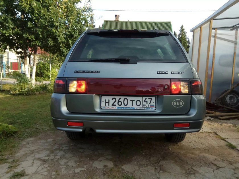 Задний стоп ВАЗ 2111