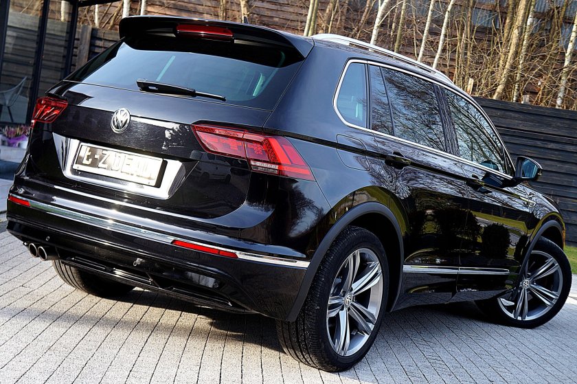 Volkswagen Tiguan 2021 r line