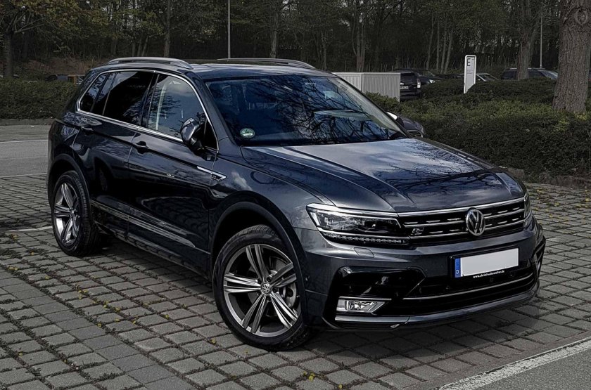 Volkswagen Tiguan 2020 r line Black