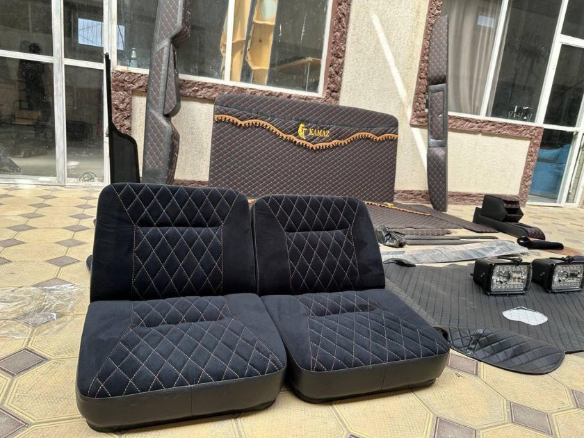 Сиденье диван на КАМАЗ