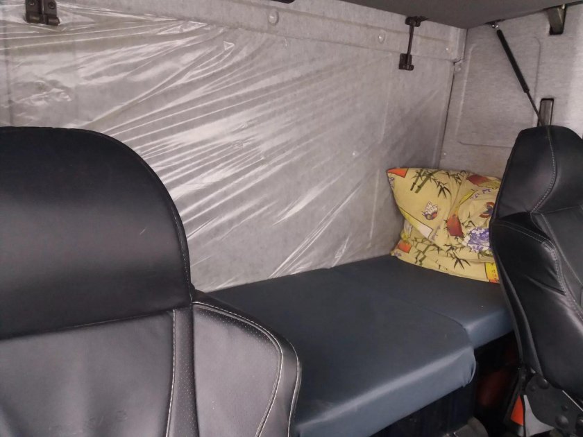 МАЗ Зубренок со спальником