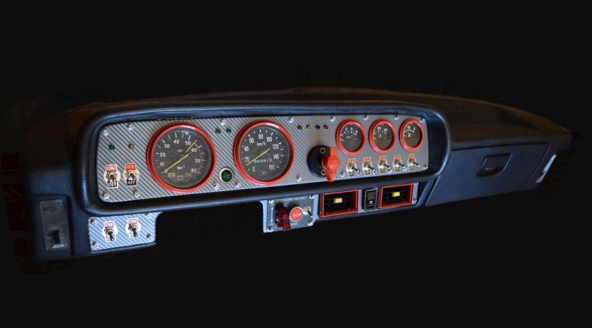 Приборная панель Москвич 2140 кастом