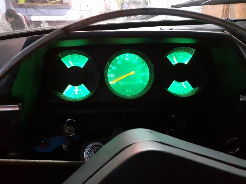 Приборная панель Москвич 412