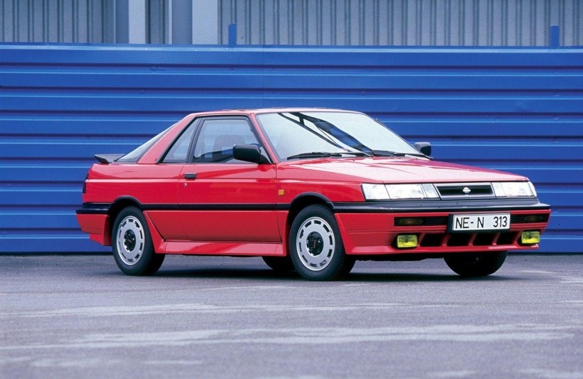 Nissan Sunny b12 Coupe