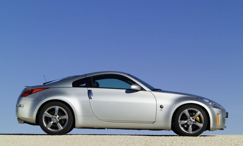 Nissan 350z Сток