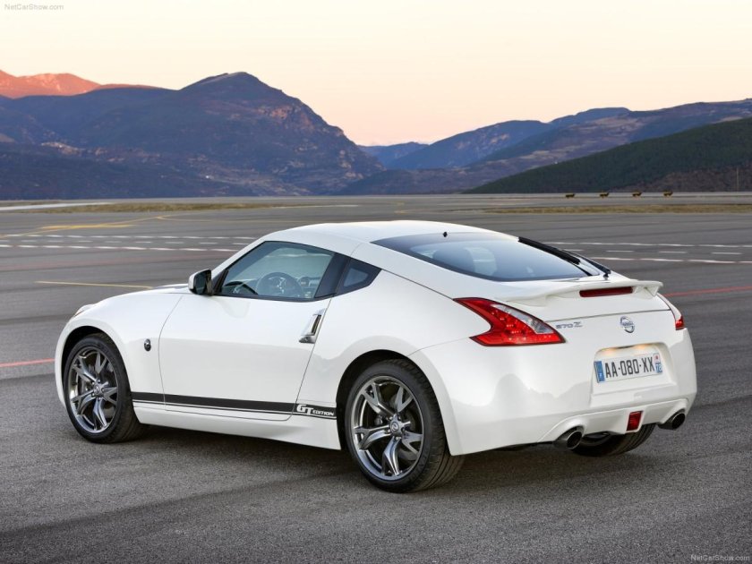 Nissan 370z Coupe