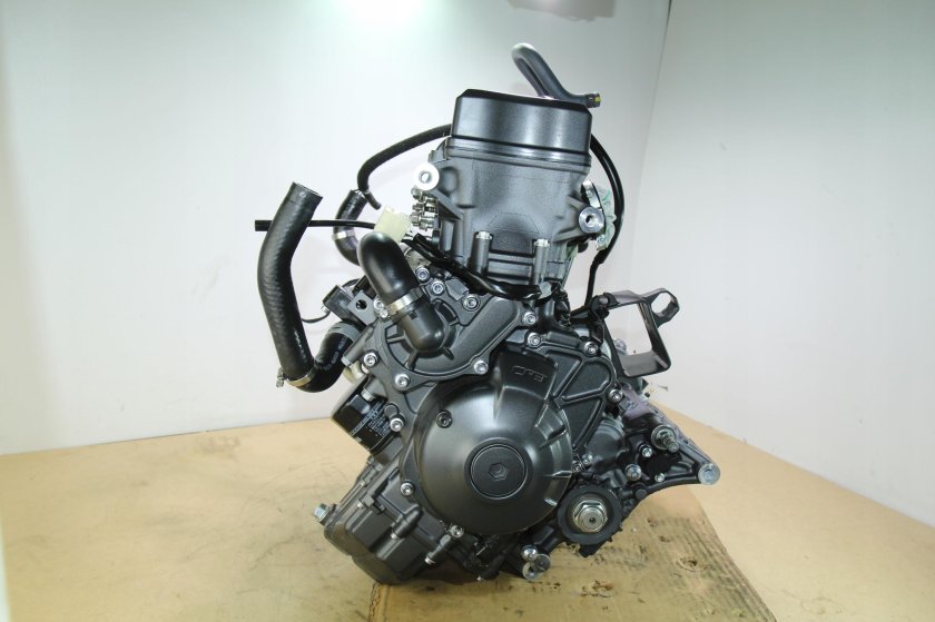 Двигатель для мотоцикла