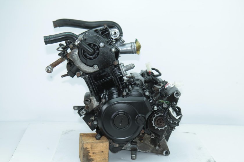 Двигатель для мотоцикла