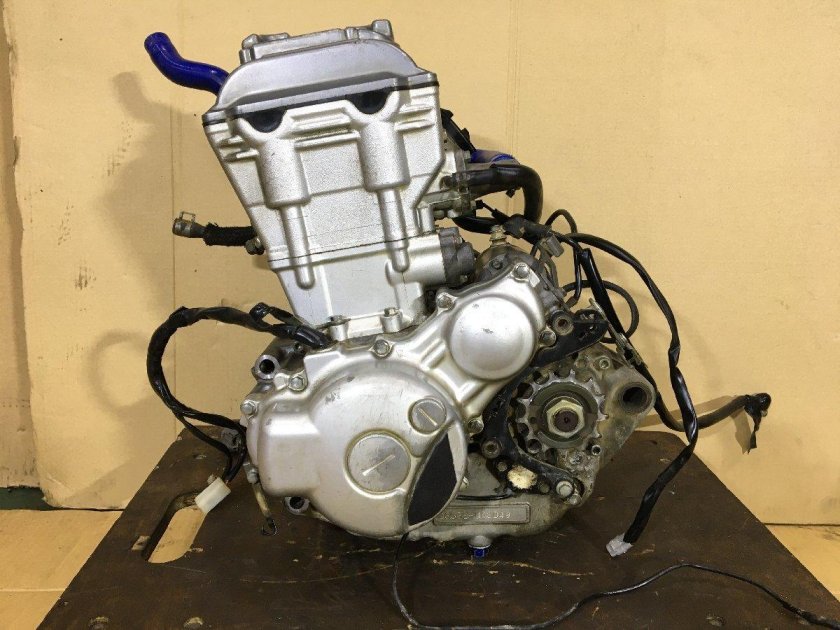 Двигатель хонда сбр sc33