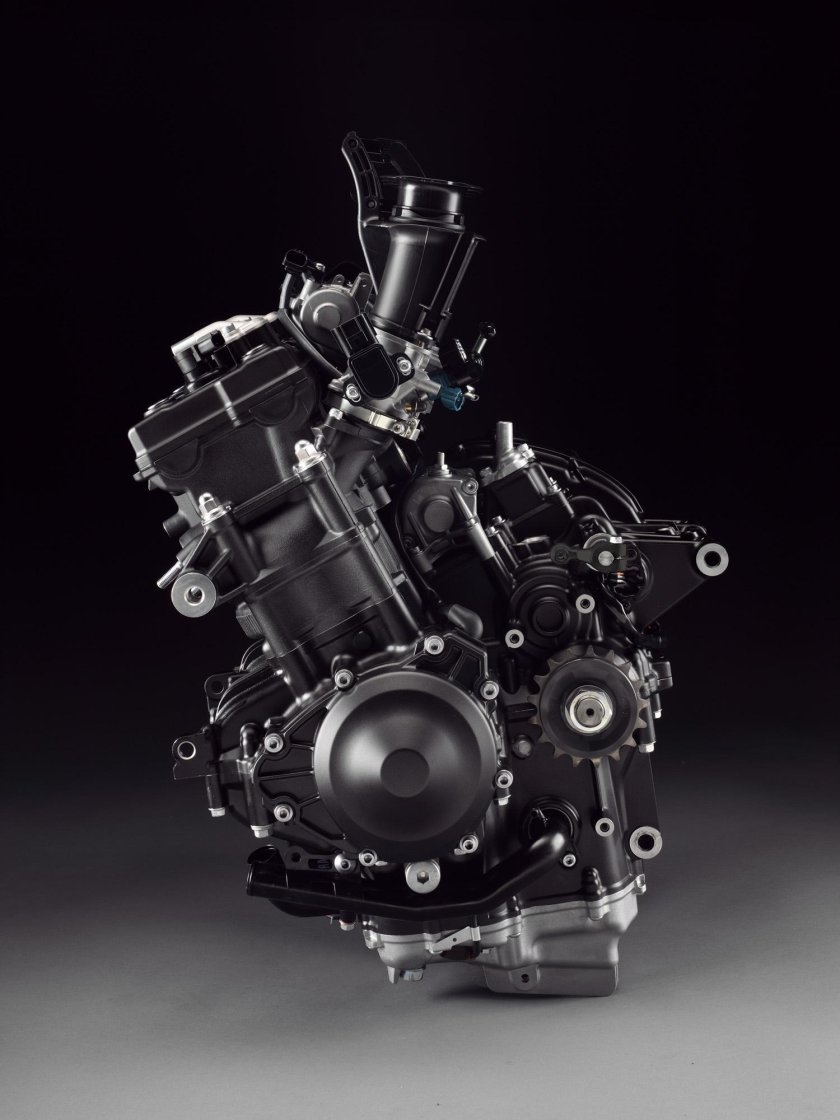 Мотор Yamaha r1